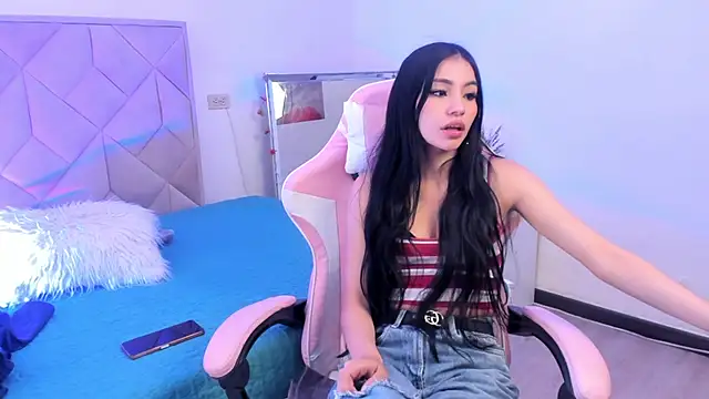 Chloe Miller 2 online show from February 2026 07:36:02 PM