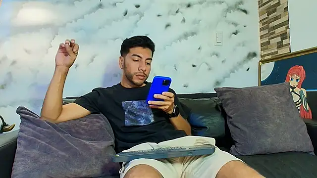 Max Hornye online show from February 2026 07:10:01 PM