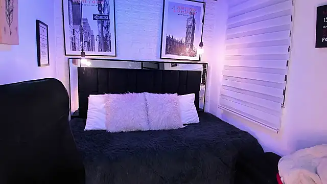 ladyraing online show from February 2026 03:14:01 AM