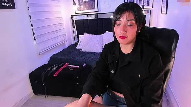 ladyraing online show from February 2026 03:04:02 AM