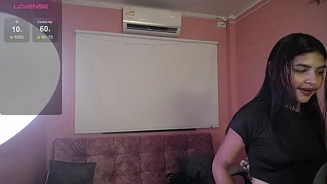 Snapshot of NatashaHot158 chatting on February 2026 07:47:01 PM NatashaHot158 online show from February 2026 07:47:01 PM