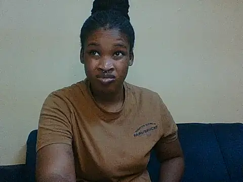 Juicylipss88 online show from February 2026 02:38:02 PM