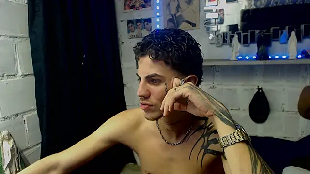 paul-mendezx online show from February 2026 09:03:01 PM