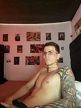 paul-mendezx online show from April 2026 07:07:02 PM