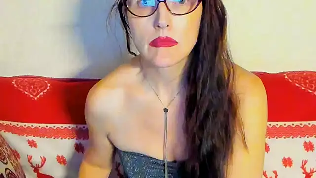 Snapshot of beddable_woman chatting on February 2026 08:31:02 PM beddable woman online show from February 2026 08:31:02 PM