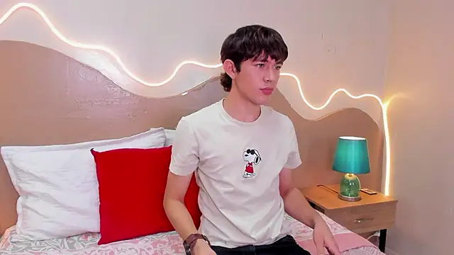 Christian Foxx online show from March 2026 06:56:01 PM