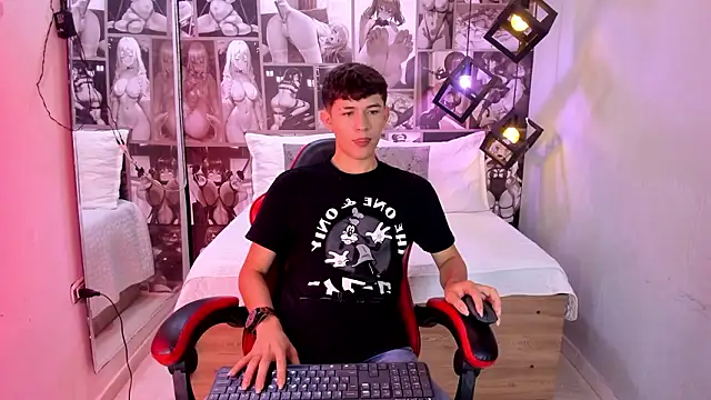 Christian Foxx online show from March 2026 06:31:01 PM