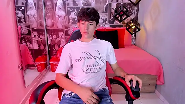 Christian Foxx online show from May 2026 01:47:02 PM