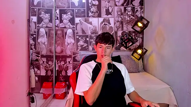 Christian Foxx online show from April 2026 01:57:01 PM