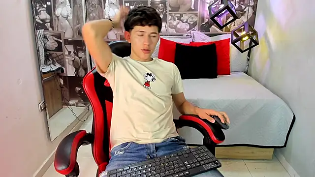 Christian Foxx online show from May 2026 03:27:02 AM