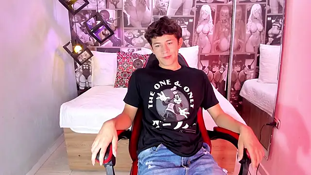 Christian Foxx online show from February 2026 01:33:02 PM