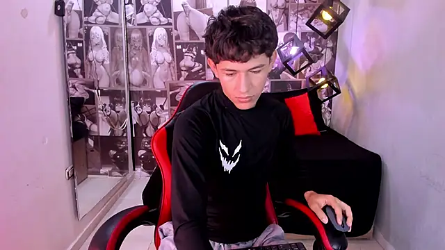 Christian Foxx online show from May 2026 02:02:01 PM