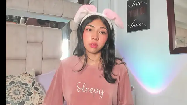 Eva cute7 online show from March 2026 06:00:02 AM