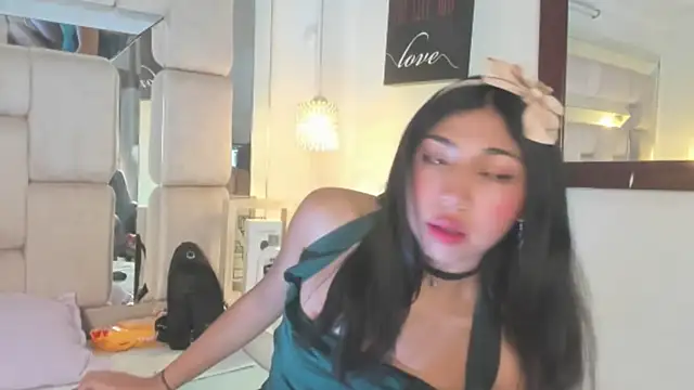 Eva cute7 online show from April 2026 12:01:02 AM