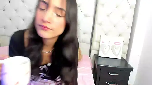 Sara Russell online show from April 2026 08:21:02 AM