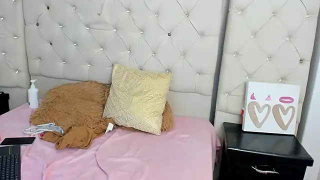 Sara Russell online show from March 2026 07:15:01 AM