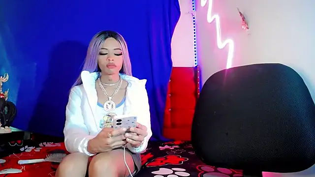 DahliaGill online show from April 2026 02:18:01 AM