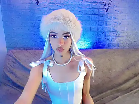 Snapshot of DahliaGill chatting on February 2026 03:47:01 AM DahliaGill online show from February 2026 03:47:01 AM