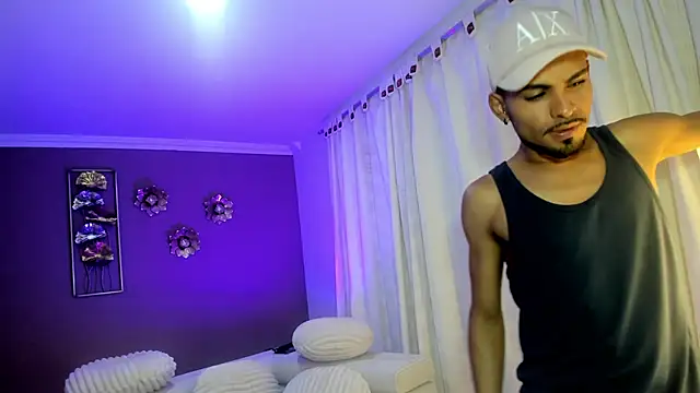 Snapshot of neyder_sanz chatting on February 2026 12:05:01 PM neyder sanz online show from February 2026 12:05:01 PM