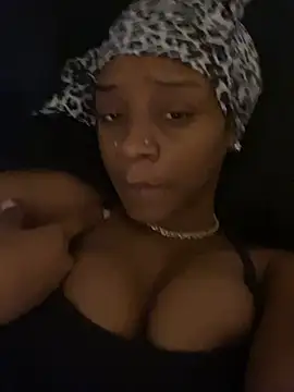 prettybrown9 online show from February 2026 07:41:01 AM