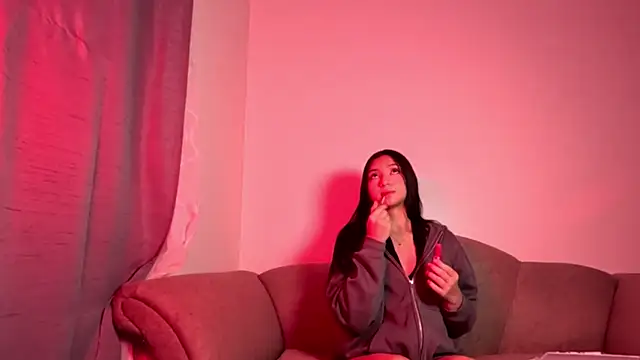 Chinicr18 online show from March 2026 04:35:02 AM