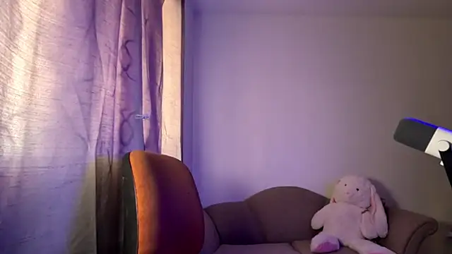 Chinicr18 online show from March 2026 09:13:02 PM
