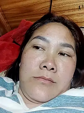 Snapshot of bongtuyet11 chatting on February 2026 12:07:01 PM bongtuyet11 online show from February 2026 12:07:01 PM