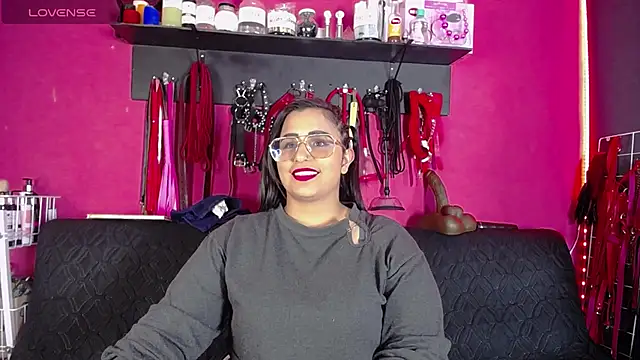 Snapshot of shannon_queen- chatting on May 2026 03:34:01 AM shannon queen- online show from May 2026 03:34:01 AM