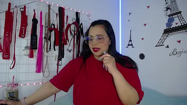 shannon queen- online show from March 2026 04:44:02 AM