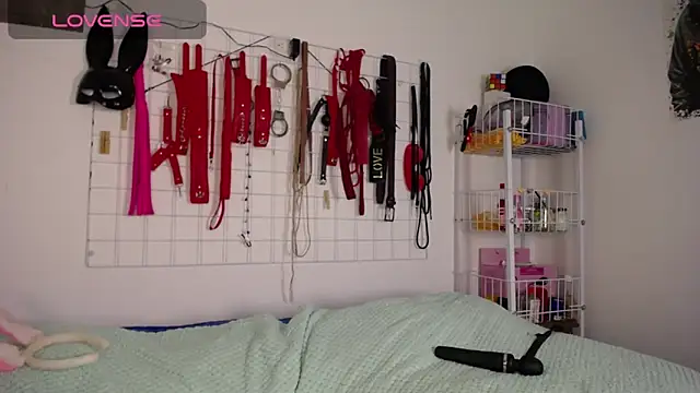 shannon queen- online show from March 2026 06:19:02 AM