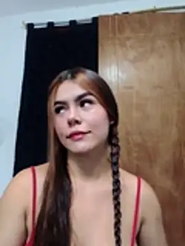 EmiNavarro online show from July 2026 08:53:01 PM