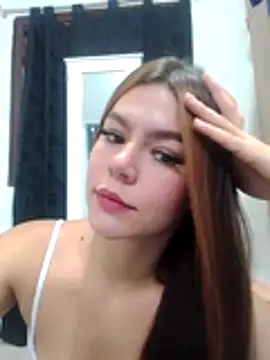 EmiNavarro online show from July 2026 09:47:01 PM