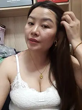 Snapshot of Jennie_dogy chatting on May 2026 02:25:02 PM Jennie dogy online show from May 2026 02:25:02 PM