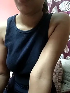 komalsharma99 online show from May 2026 07:11:01 AM