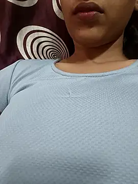 komalsharma99 online show from May 2026 05:01:01 AM