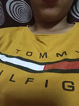 komalsharma99 online show from May 2026 09:05:01 PM