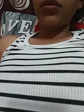 komalsharma99 online show from May 2026 04:08:02 AM