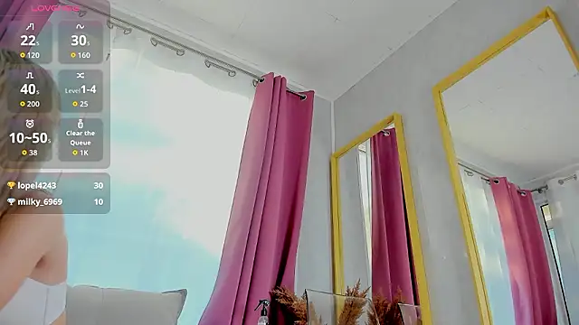 MeganKroft  online show from February 2026 06:32:01 AM