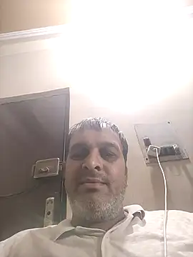 Snapshot of indiandesivillegeboy chatting on July 2026 06:42:01 AM indiandesivillegeboy online show from July 2026 06:42:01 AM