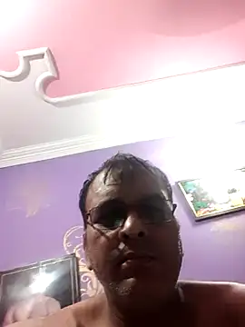 Snapshot of indiandesivillegeboy chatting on June 2026 05:17:02 PM indiandesivillegeboy online show from June 2026 05:17:02 PM