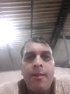 Snapshot of indiandesivillegeboy chatting on June 2026 05:06:01 PM indiandesivillegeboy online show from June 2026 05:06:01 PM