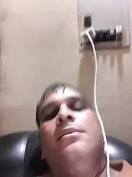 Snapshot of indiandesivillegeboy chatting on June 2026 06:14:01 AM indiandesivillegeboy online show from June 2026 06:14:01 AM