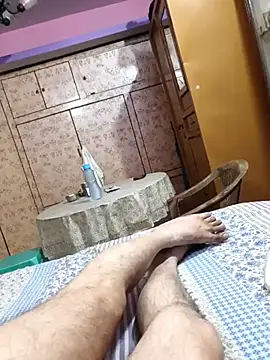 Snapshot of indiandesivillegeboy chatting on May 2026 05:40:02 PM indiandesivillegeboy online show from May 2026 05:40:02 PM