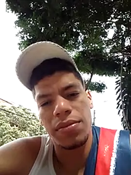 Andres sant  online show from April 2026 07:17:01 PM