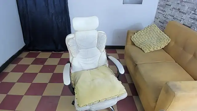 Andres sant  online show from March 2026 03:41:02 AM