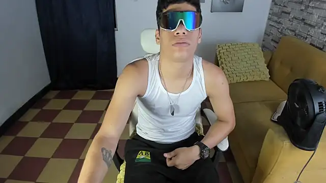 Andres sant  online show from March 2026 02:12:01 AM