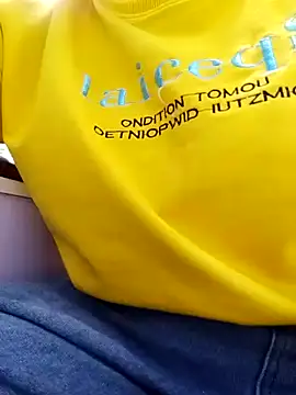 LiilyZi online show from March 2026 03:41:01 AM