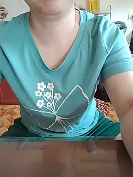 LiilyZi online show from May 2026 03:12:02 AM