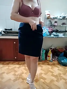 LiilyZi online show from March 2026 06:56:01 PM