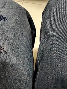 Snapshot of LiilyZi chatting on February 2026 01:02:02 AM LiilyZi online show from February 2026 01:02:02 AM